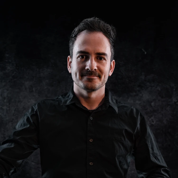 Lukas als DJ Lukas von Cosmos Events